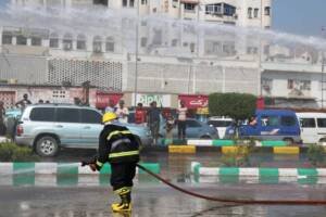 مدير أمن العاصمة عدن يشهد عرضاً ميدانياً لجهاز الدفاع المدني 