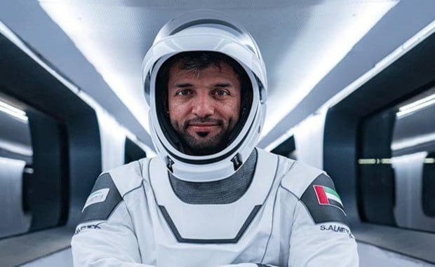 رئيس دولة الإمارات يعقب على نجاح انطلاق أول مهمة طويلة الأمد لرواد الفضاء العرب