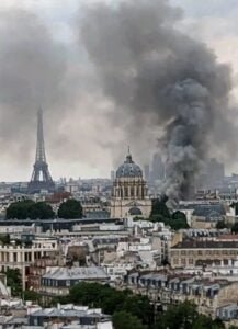 إصابة 16 شخصا بينهم 7 بحالة حرجة إثر إنفجار عنيف وسط العاصمة الفرنسية باريس