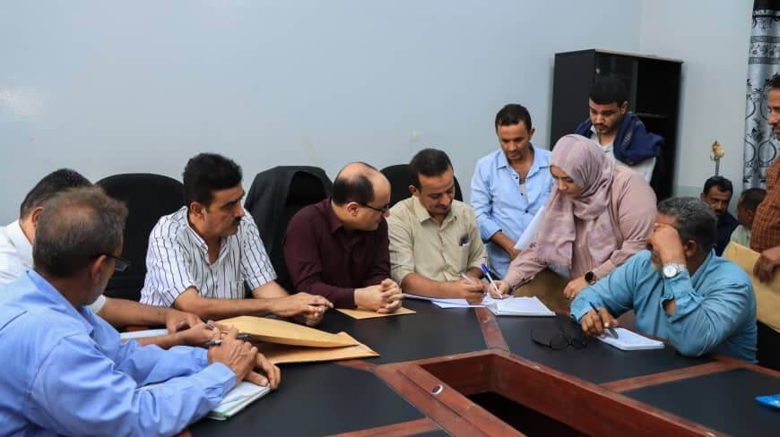 لجنة مناقصات دار سعد تستعرض عطاءات تنفيذ ثلاثة مشاريع خدمية
