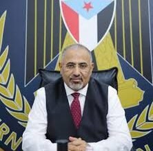 20240420 adenmedia - الرئيس الزُبيدي يعزي في وفاة المناضل اللواء محمد المالكي