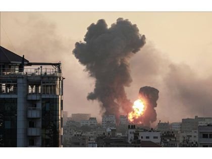 QNA GHAZZA 4 11 2023 - شهداء وجرحى فلسطينيون بضربات جوية إسرائيلية على رفح