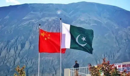 20240514 adenmedia 12.webp - باكستان والصين تتفقان على تسريع مشاريع الممر الاقتصادي