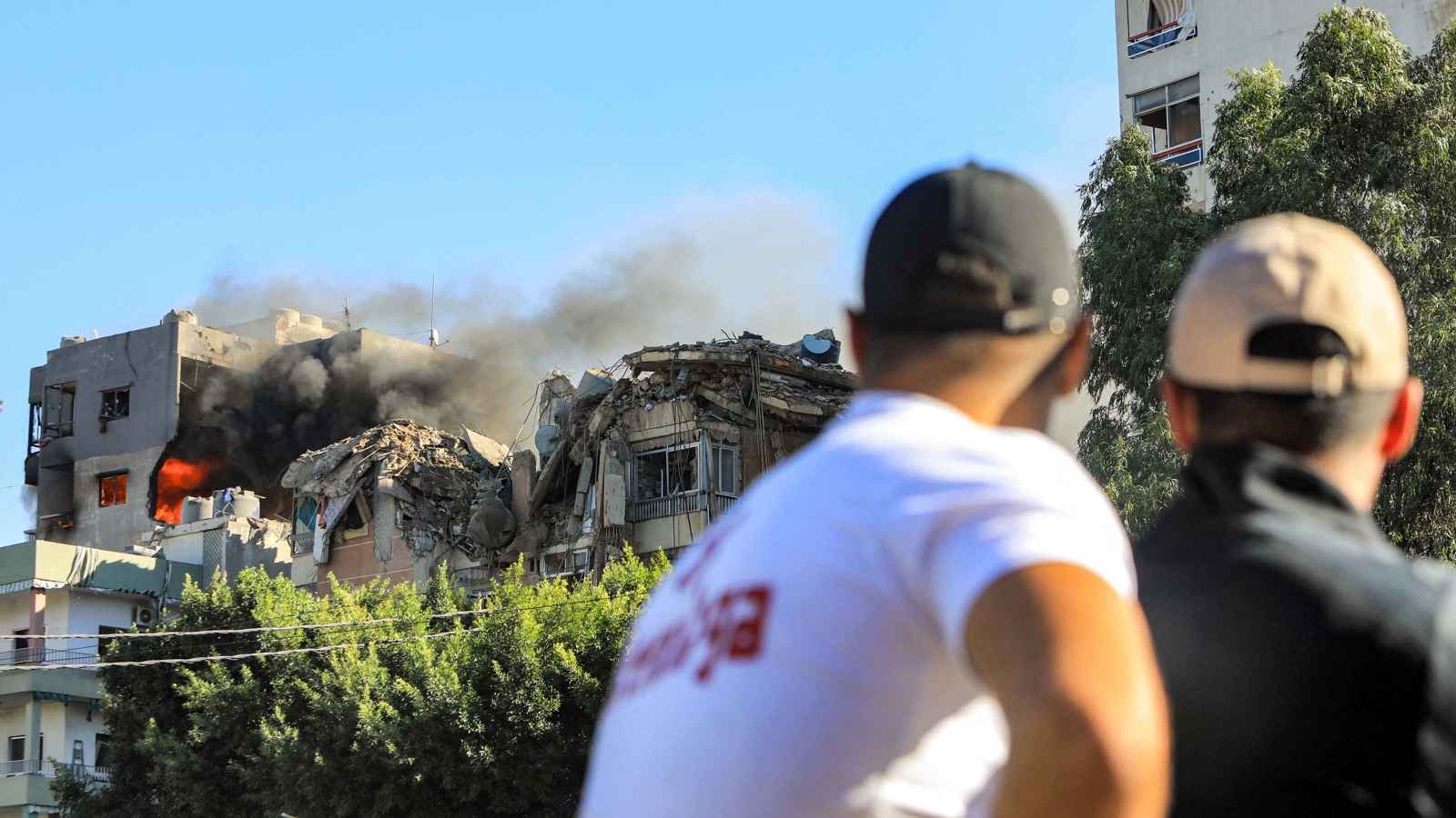 لبنانسلسلة غارات إسرائيلية عنيفة على الضاحية الجنوبية - لبنان..سلسلة غارات إسرائيلية عنيفة على الضاحية الجنوبية