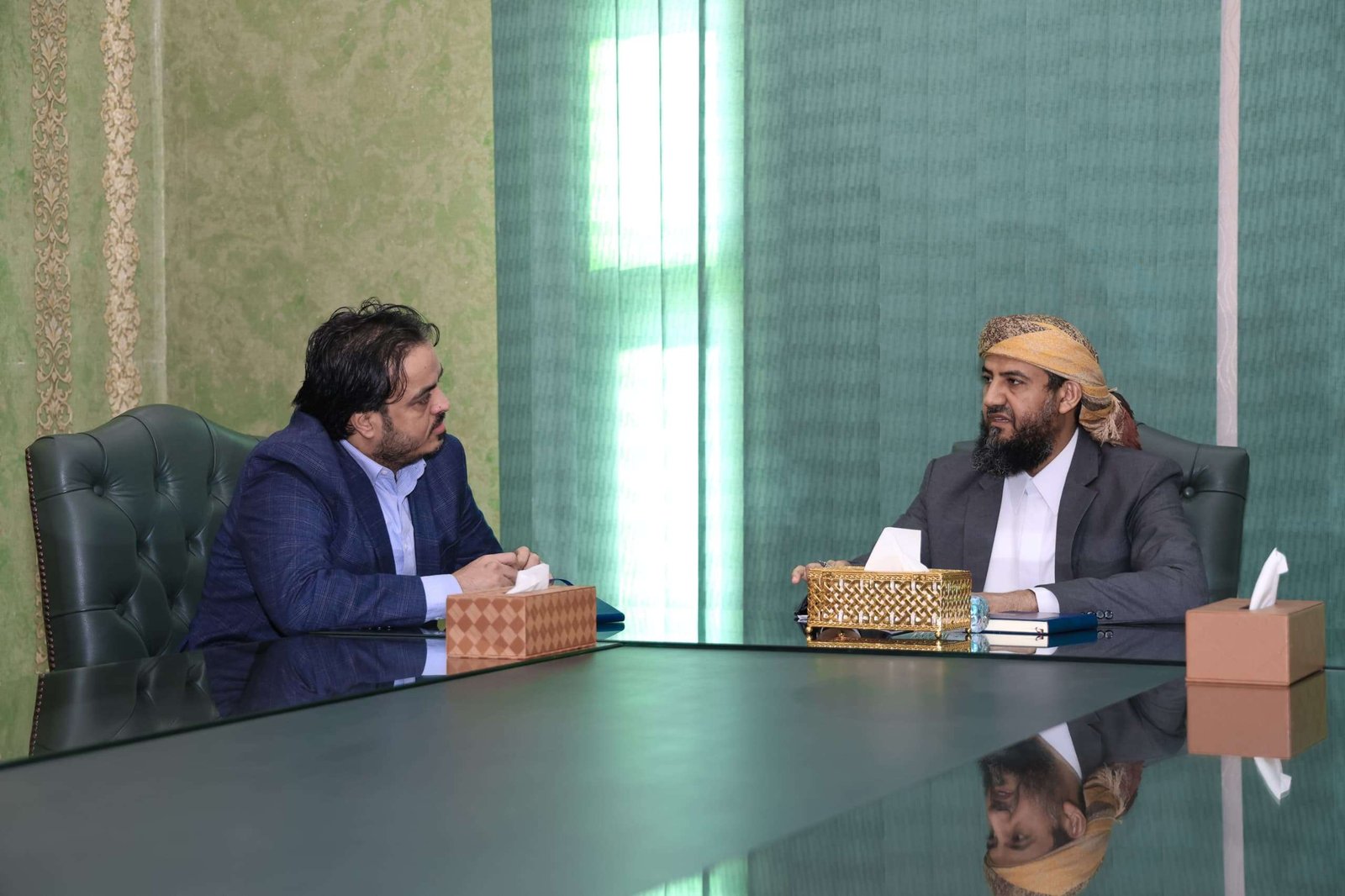 المحرّمي يبحث مع وزير الكهرباء والطاقة تعزيز استقرار خدمة الكهرباء