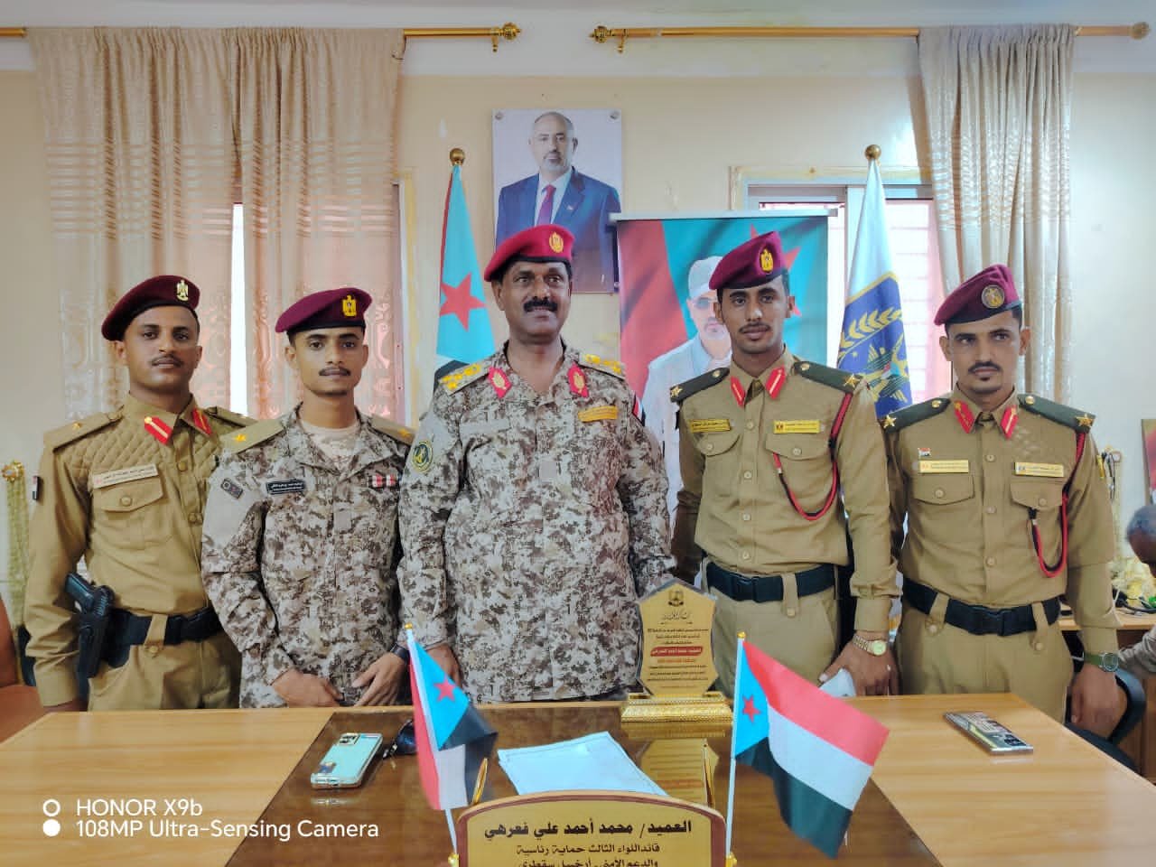 قائد اللواء الثالث حماية رئاسية بسقطرى يستقبل ضباط خريجي الكلية الحربية