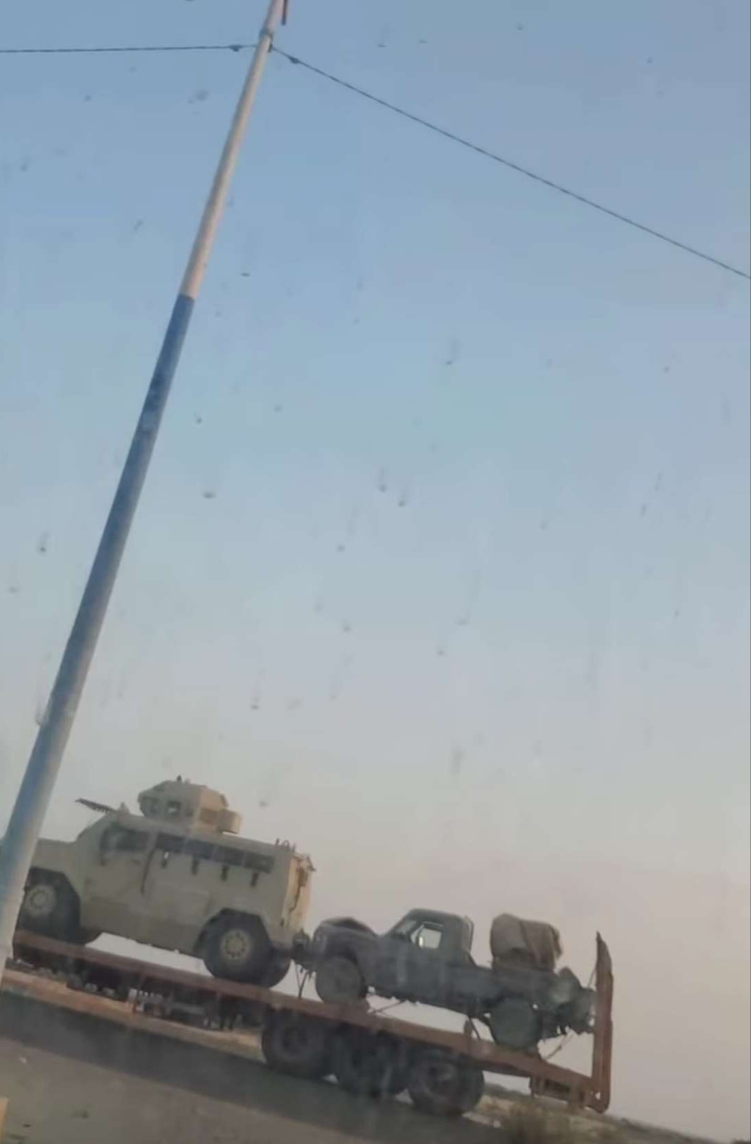 قوات عسكرية ضخمة تغادر العاصمة عدن الئ حضرموت