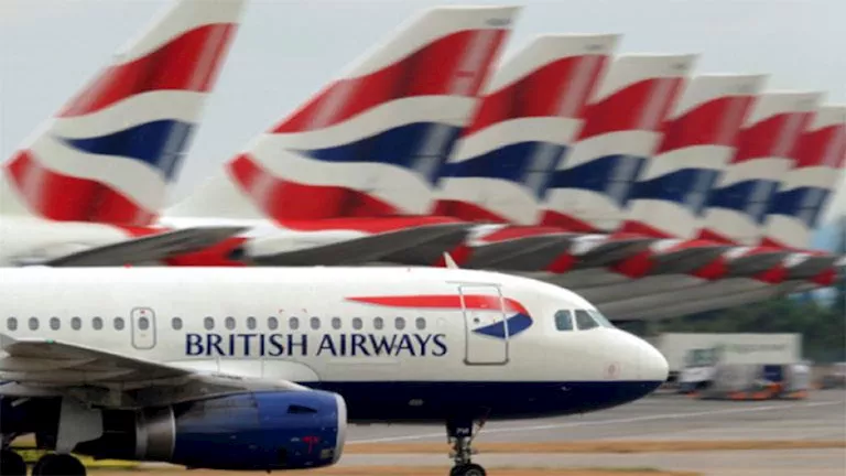 إلغاء رحلات الطيران عالميًا بعد الضربات الأمريكية والإسرائيلية على إيران 2022 7 25 20 43 43 119.webp