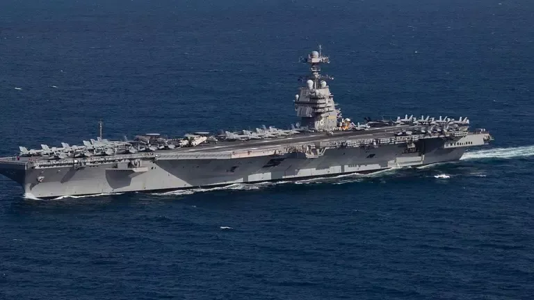 مع اقترابها من إيران.. أزمات تضرب حاملة الطائرات الأمريكية "جيرالد فورد" 2025 10 25 11 10 47 39.webp