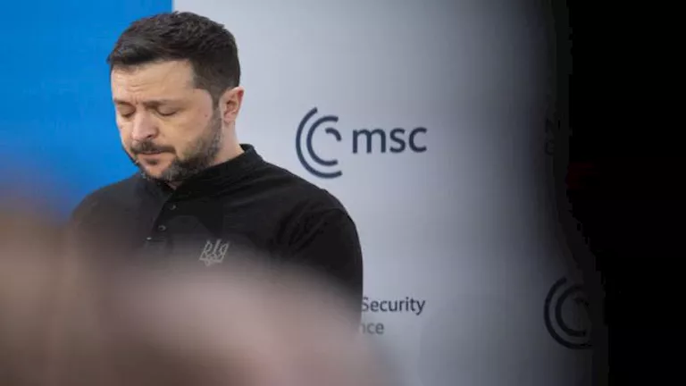 الخارجية الروسية: زيلينسكي يناور بشأن الانتخابات في أوكرانيا 2025 12 5 1 45 22 740.webp