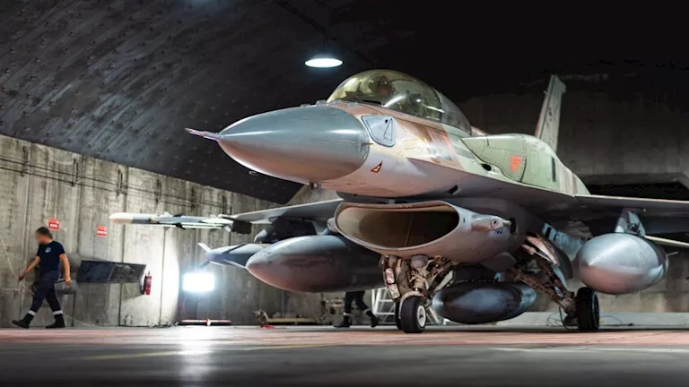 هبوط أول طائرة ركاب أوروبية في فنزويلا منذ الاطاحة بمادورو 2025 7 24 17 45 48 589.webp