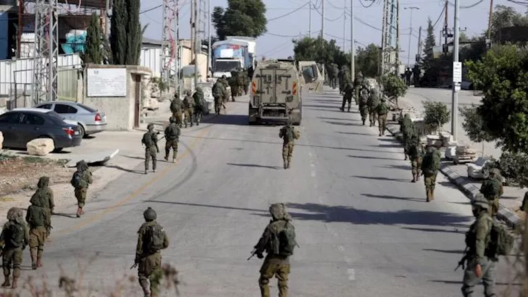 مسؤول فلسطيني: إسرائيل تصدر إخطارات بوقف البناء في 15 منزلا بالضفة الغربية 2025 8 5 12 57 7 362.webp