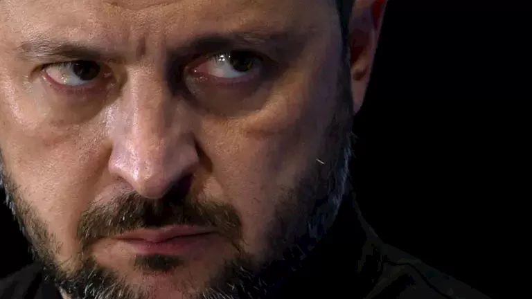 زيلينسكي: واشنطن تقترح ضمانات أمنية لأوكرانيا تمتد إلى 15 عاما 2025 8 9 10 20 28 314.webp