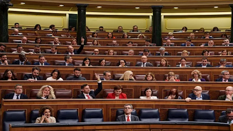مجلس النواب الإسباني يرفض مشروع القانون حول حظر النقاب 2026 2 18 4 36 46 799.webp