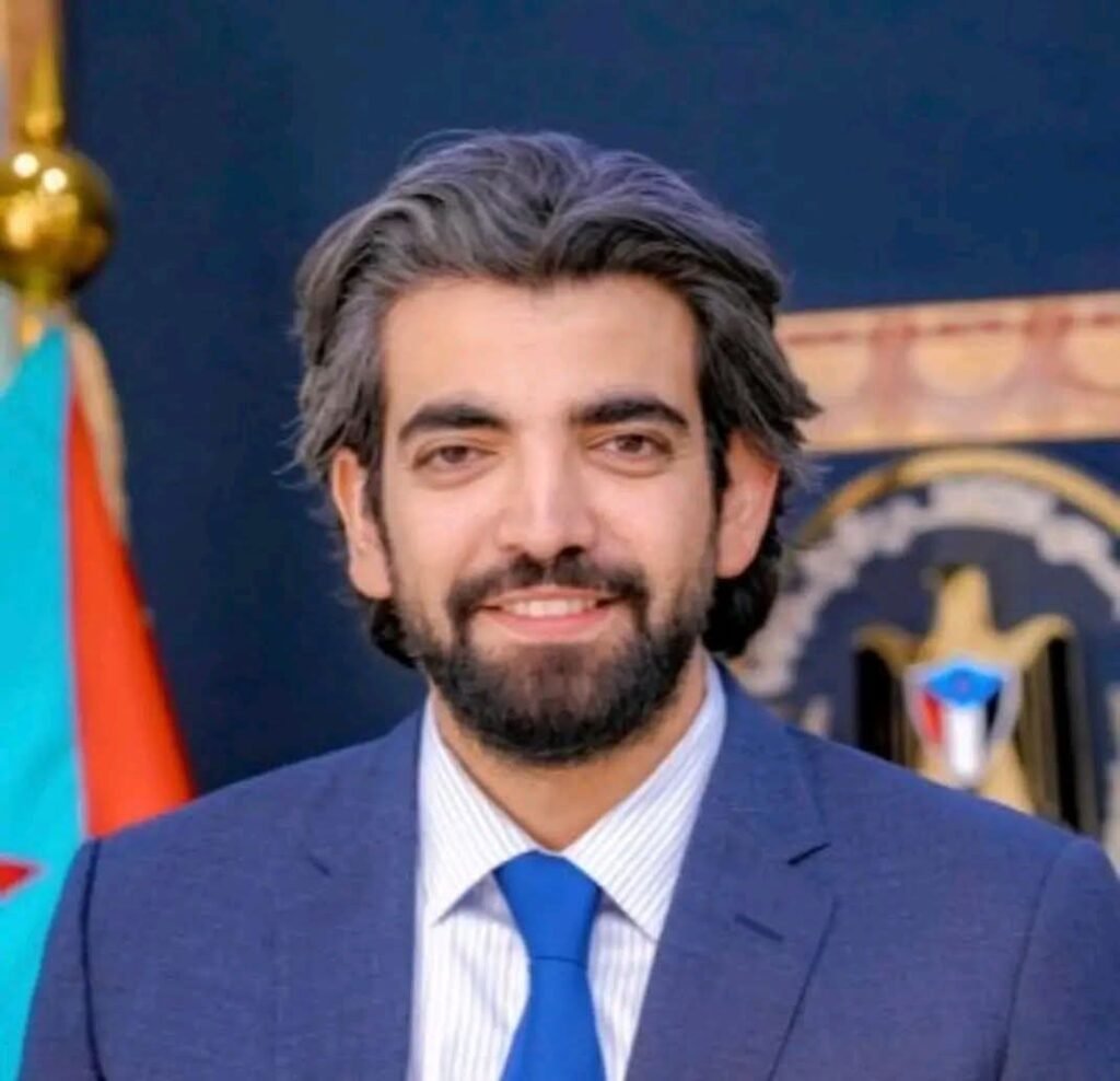 عمرو البيض: السعوديون يريدون ترتيب الجنوب وفق رؤيتهم، ثم عقد صفقة مع الحوثيين بناءً على ما يحققونه FB IMG 1771462370335