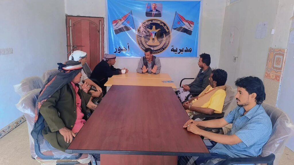 انتقالي أحور يناقش التحضيرات للمشاركة في مليونية الثبات والوفاء بزنجبار IMG 20260212 WA0009