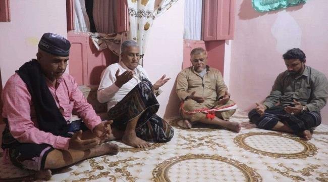 انتقالي حضرموت يحيي الذكرى الـ14 للشهيد محمد بارعيدة بزيارة إلى أسرته في المكلا bdb56e13 584a 4058 8edd 34fa60d3dee5