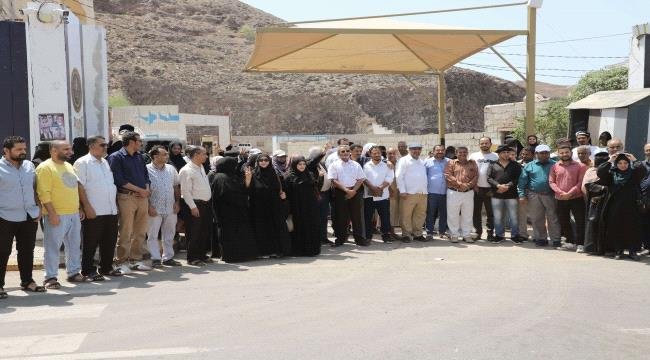 لليوم الخامس على التوالي.. كادر الأمانة العامة ينفذ وقفته المنددة بإغلاق مؤسسات شعب الجنوب السياسية de004b16 6073 4e5a 878a 8b508289bba4