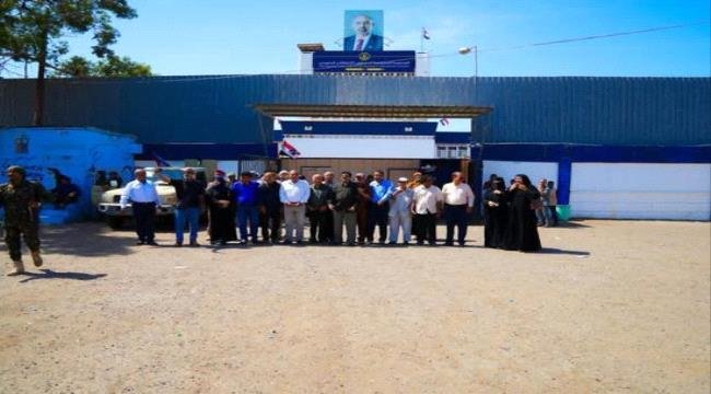 بركان الغضب.. إغلاق مقار المجلس الانتقالي يشعل غليانا في الجنوب e185b294 82dd 442f b98e 7cb15f79aea3