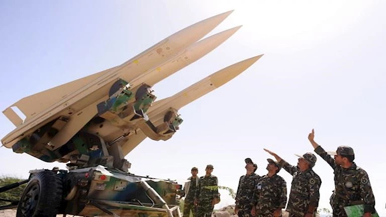 الحرس الثوري الإيراني مهددًا أمريكا: "أخلوا المصانع وانقلوا استثماراتكم فورًا" 2016 1 30 15 47 10 47.webp