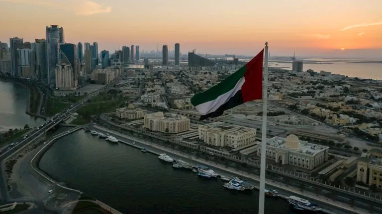 الإمارات: سنتكفل بتكاليف الإقامة للسياح العالقين في أبوظبي 2025 12 13 11 18 17 100.webp