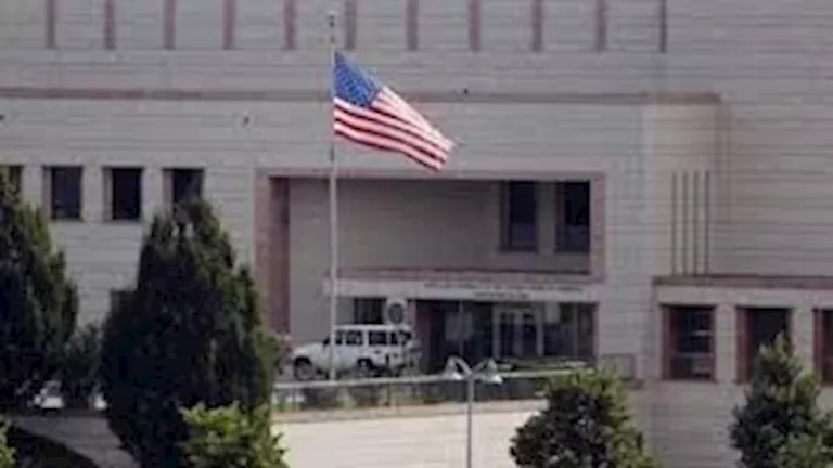 كيف نُفّذ الهجوم الإيراني على السفارة الأمريكية في الكويت؟ 2025 6 11 22 10 41 953.webp