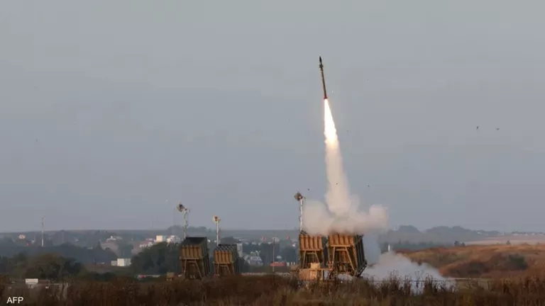 يسرائيل هيوم: دوي انفجارات في دبي والكويت تزامنا مع إطلاق صواريخ إيرانية نحو إسرائيل 2025 6 19 16 46 43 916.webp