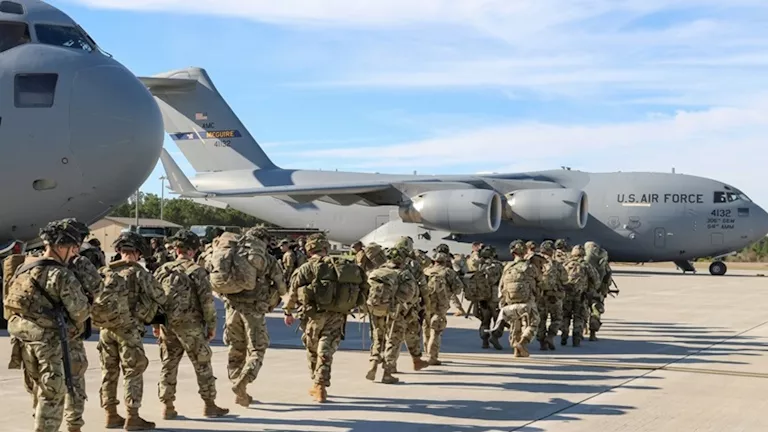 تأهبا لعملية برية في إيران.. إسرائيل توطّن جنودا أمريكيين بمنشآتها العسكرية 2026 3 15 22 39 12 951.webp