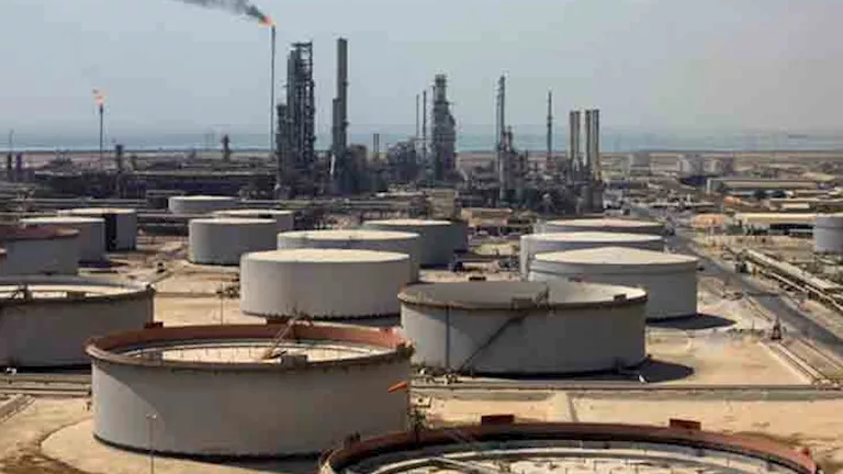 السعودية: إمدادات النفط من مصفاة رأس تنورة لم تتأثر رغم الهجوم بطائرة مسيّرة 2026 3 4 13 54 21 434.webp