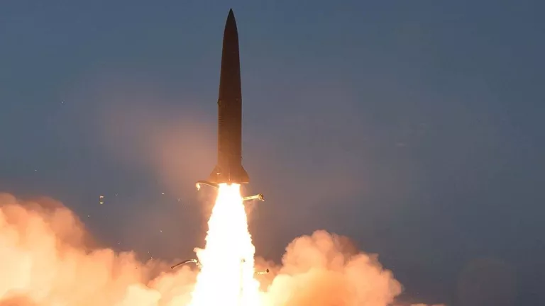 غارات أمريكية وإسرائيلية جديدة على طهران وكرج وبندر عباس 2026 3 6 19 37 6 983.webp