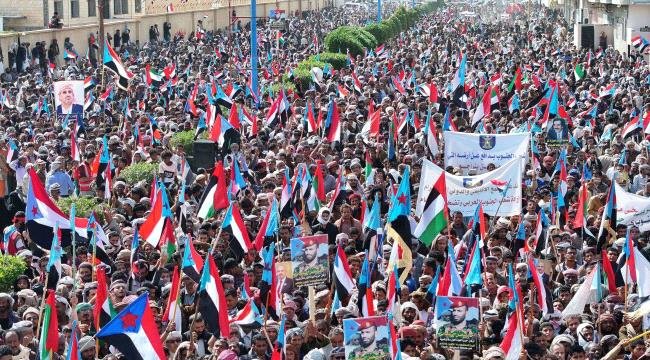 وحدة الصف الجنوبي ميثاقٌ لا يقبل "العبث" السياسي أو المتاجرة وحدة الصف الجنوبي ميثاقٌ لا يقبل "العبث" السياسي أو المتاجرة