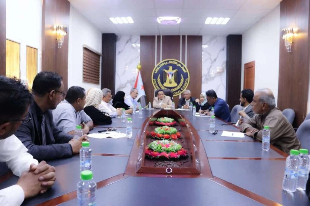 أمانة الانتقالي الجنوبي تقف أمام مستجدات الأوضاع السياسية والخدمية والأمنية في محافظات الجنوب 69c928e432d3e4.37743849