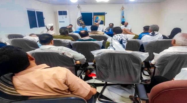 قيادة الجمعية الوطنية تعقد لقاءً تنظيميًا لكتلة لحج.. وتؤكد: قضية الجنوب استعادة دولة لا مطالب حقوقية قيادة الجمعية الوطنية تعقد لقاءً تنظيميًا لكتلة لحج.. وتؤكد: قضية الجنوب استعادة دولة لا مطالب حقوقية