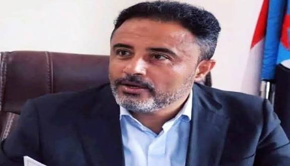 الحييد يقدم واجب العزاء في وفاة النقيب ثابت جحاف images 81 1