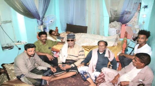 وفد من انتقالي حضرموت يطمئن على جرحى تظاهرة السبت وفد من انتقالي حضرموت يطمئن على جرحى تظاهرة السبت