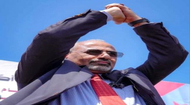 حضرموت تحتشد خلف عيدروس.. تلاحم حول الانتقالي والرئيس الزُبيدي حضرموت تحتشد خلف عيدروس.. تلاحم حول الانتقالي والرئيس الزُبيدي