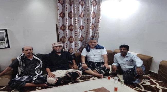 رئيس انتقالي المكلا يزور المناضل عبدالله باسنبل عقب الإفراج عنه رئيس انتقالي المكلا يزور المناضل عبدالله باسنبل عقب الإفراج عنه