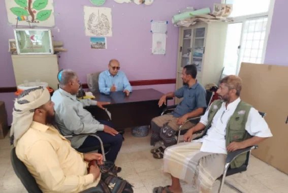 السلطة المحلية والقيادة التربوية بمديرية تُبن تزور مدرستي بئر ناصر وياسر عرفات IMG 20260415 WA0042