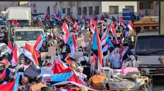 حضرموت وسياسة الخط الأحمر.. لا عودة للاحتلال اليمني ولا مساس بالنخبة حضرموت وسياسة الخط الأحمر.. لا عودة للاحتلال اليمني ولا مساس بالنخبة