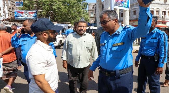 حملة لتنظيم حركة السير والأسواق في مديرية صيرة حملة لتنظيم حركة السير والأسواق في مديرية صيرة