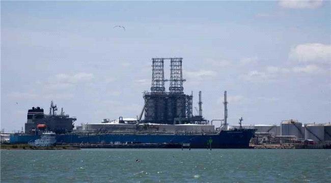 النفط يقفز بأكثر من 3% بعد استهداف إيران قاعدة جوية أميركية النفط يقفز بأكثر من 3% بعد استهداف إيران قاعدة جوية أميركية