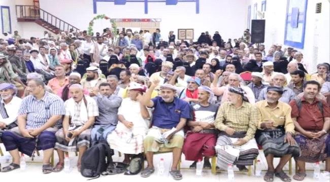 انتقالي أبين يطالب بمعالجة أزمة الوحدة واحترام إرادة شعب الجنوب انتقالي أبين يطالب بمعالجة أزمة الوحدة واحترام إرادة شعب الجنوب