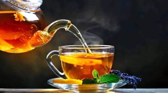 العسل والشاي.. وصفة بسيطة لمضادات الأكسدة ودعم المناعة العسل والشاي.. وصفة بسيطة لمضادات الأكسدة ودعم المناعة