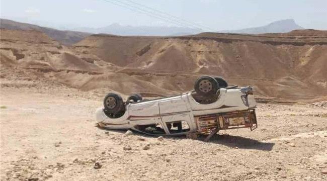 إصابة عدد من المواطنين جراء انقلاب مركبة في مديرية حجر بحضرموت إصابة عدد من المواطنين جراء انقلاب مركبة في مديرية حجر بحضرموت