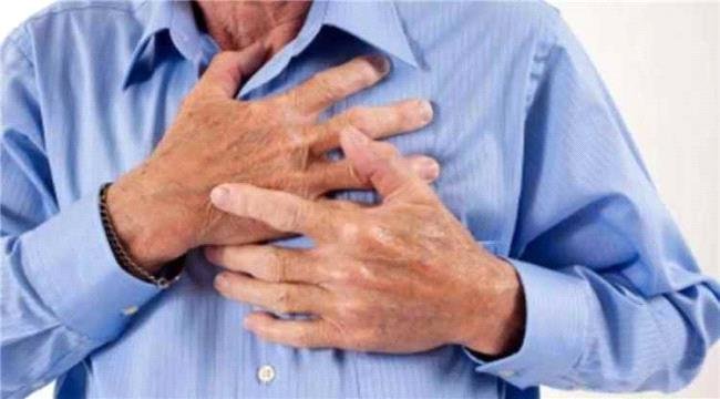 أخطاء يومية شائعة قد تتسبب في أمراض القلب أخطاء يومية شائعة قد تتسبب في أمراض القلب