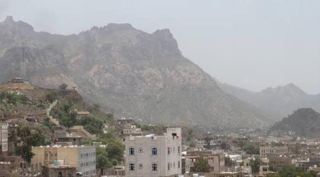 مليشيا الحوثي تحشد نحو الضالع وعدة محاور قتالية مليشيا الحوثي تحشد نحو الضالع وعدة محاور قتالية