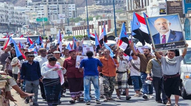 الجنوب ينتفض سلمياً.. لا وصاية بعد اليوم الجنوب ينتفض سلمياً.. لا وصاية بعد اليوم