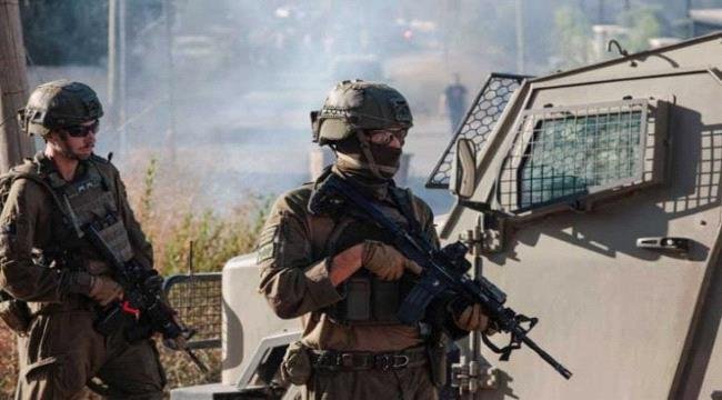 الاحتلال الإسرائيلي يعتقل أكثر من 40 فلسطينياً ويصيب 8 آخرين في الضفة الغربية الاحتلال الإسرائيلي يعتقل أكثر من 40 فلسطينياً ويصيب 8 آخرين في الضفة الغربية