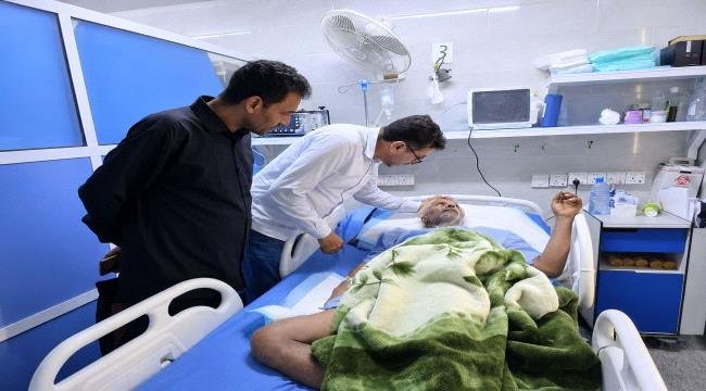 النقيب يزور المناضل علي عبده طاهم للاطمئنان على صحته في مستشفى الجمهورية النقيب يزور المناضل علي عبده طاهم للاطمئنان على صحته في مستشفى الجمهورية