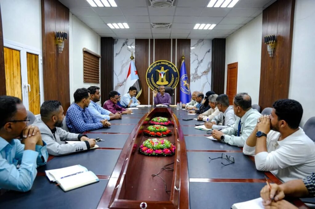 انتقالي العاصمة عدن يعقد اجتماعاً استثنائياً ويؤكد تعزيز العمل التنظيمي IMG 20260719 WA00621